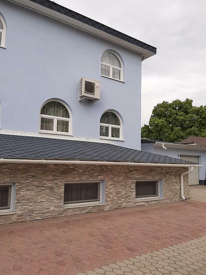 Márvány Panzió Hajdúszoboszló Exterior foto